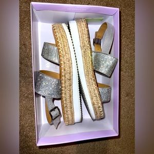 Madden Girl Sparkle Sandal SZ 9